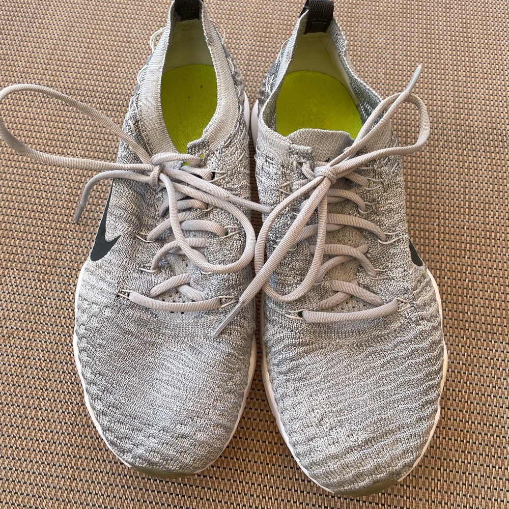 Nike Women's Gray Knit Sneakers